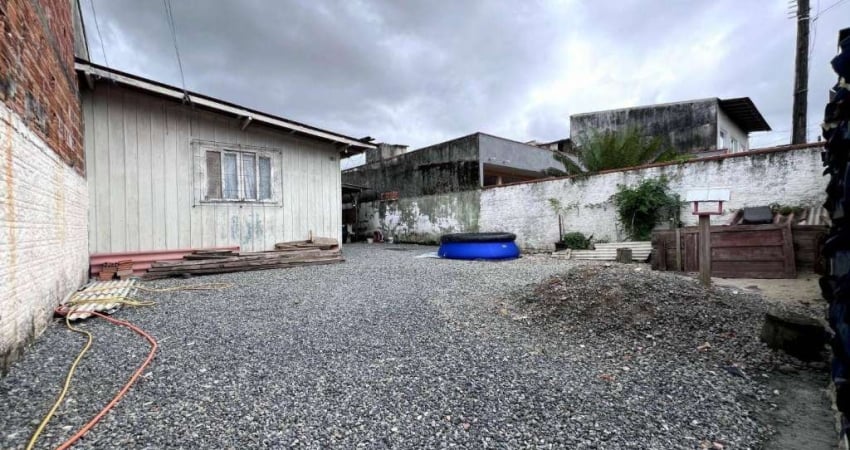 Terreno com 202 m² no bairro São Vicente em Itajaí