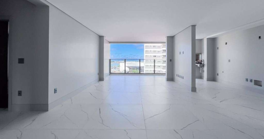 Apartamento com 3 suítes no Centro de Itajaí