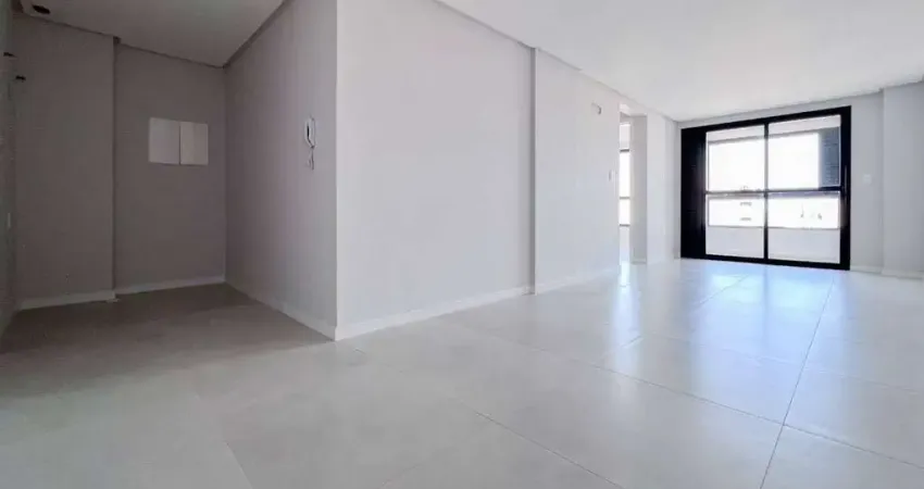 Apartamento com 1 suíte e 1 dormitório na vila operária em itajaí