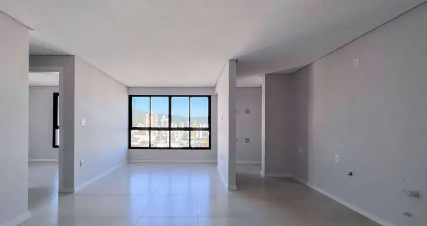 Apartamento com com 1 suíte e 2 dormitórios na vila operária em itajaí