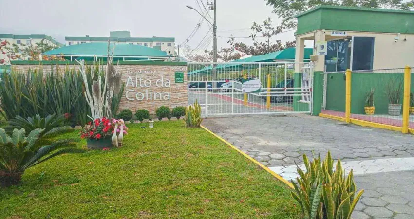 Apartamento com 2 dormitórios no bairro espinheiros em itajaí