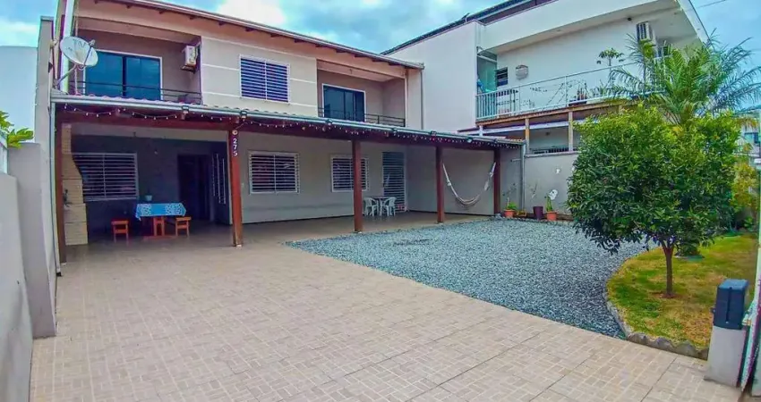 Sobrado com 5 dormitórios à venda no bairro são vicente em itajaí