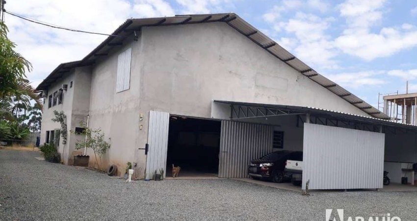 Galpão à venda, 765 m² por R$ 1.800.000,00 - Escalvados - Navegantes/SC