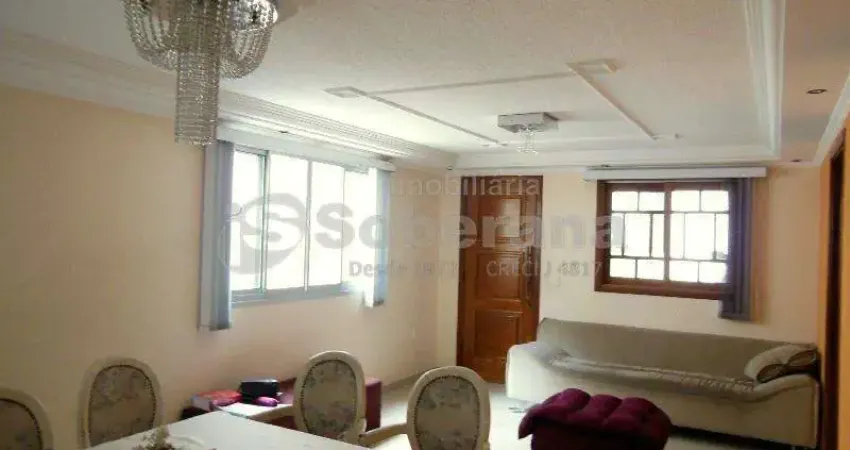 Casa em condomínio fechado com 4 quartos à venda na Vila Maria Eugênia, Campinas 