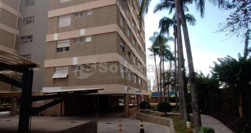 Apartamento com 3 quartos para alugar no Cambuí, Campinas 
