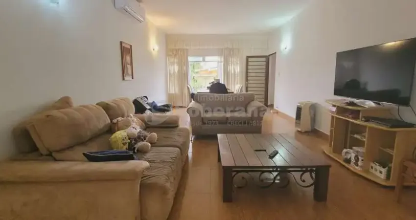 Casa com 3 quartos para alugar no Taquaral, Campinas