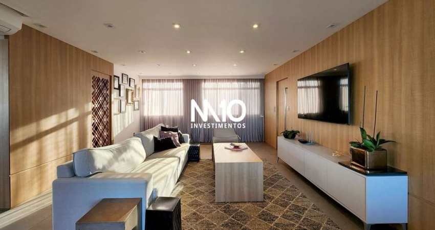 Luxuoso apartamento frente mar com 04 suítes e 03 vagas privativas