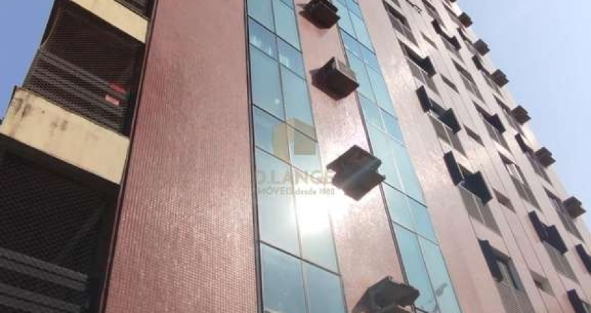 Apartamento à Venda no bairro Cambuí em Campinas