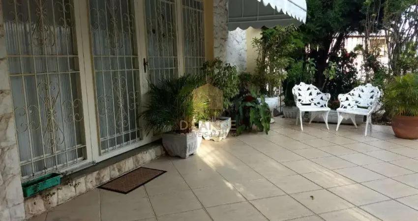 Casa à venda no bairro Vila Industrial em Campinas