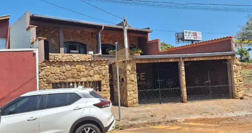 Casa com 3 quartos à venda na Rua Marquês de Abrantes, 42, Jardim Santa Genebra, Campinas