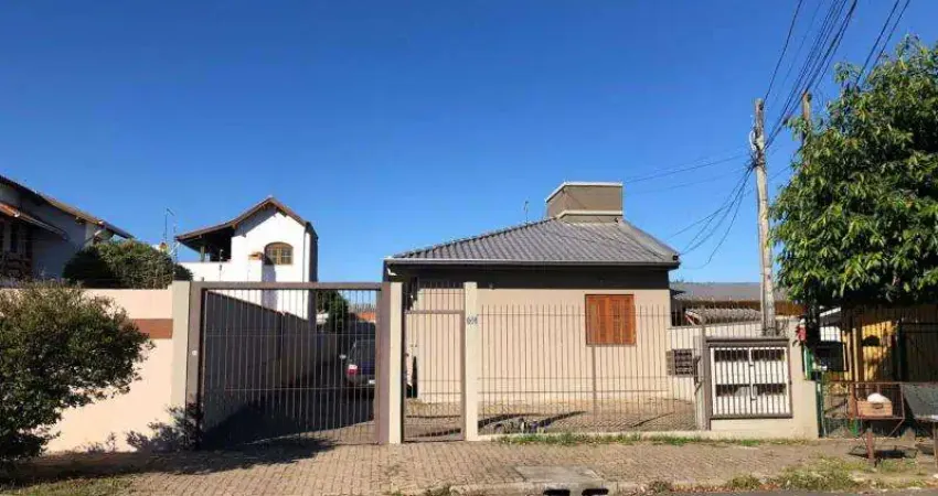 Casa com 2 quartos para alugar na Rua Sílvio Sanson, 651, Piratini, Sapucaia do Sul