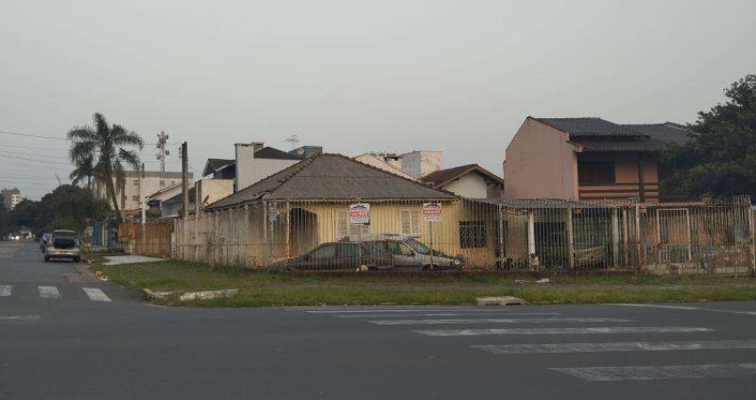 Casa à venda na Rua Gravataí, 441, Centro, Esteio