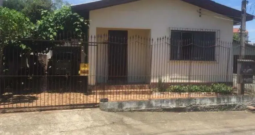 Casa com 3 quartos à venda na Rua Senador Salgado Filho, 179, Centro, Esteio