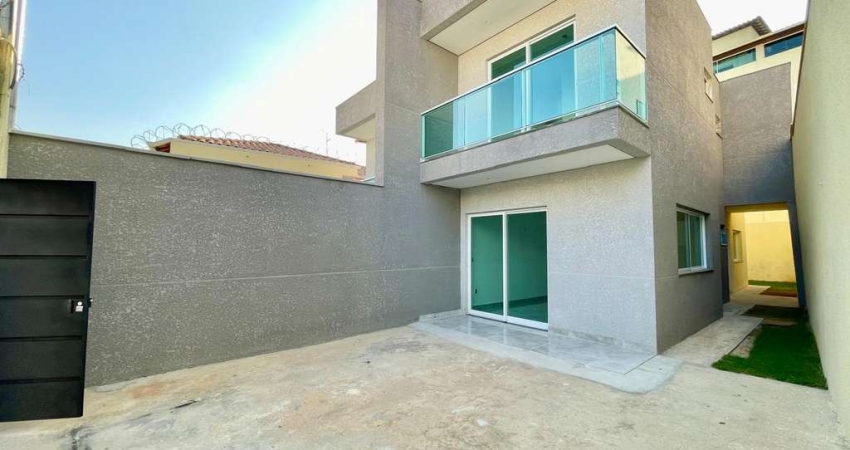 Casa em condomínio fechado com 3 quartos à venda no Cabral, Contagem 