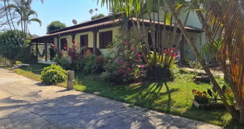 Sitio em excelente localização