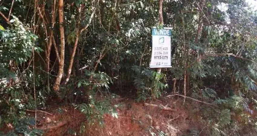 Terreno à venda no Charneca, Betim 