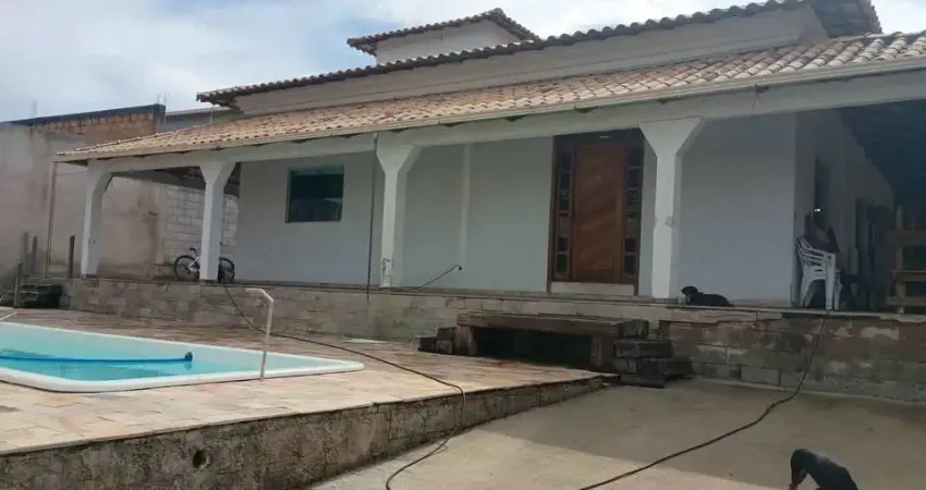 Casa com 3 quartos à venda na Chácara São Geraldo, Contagem 