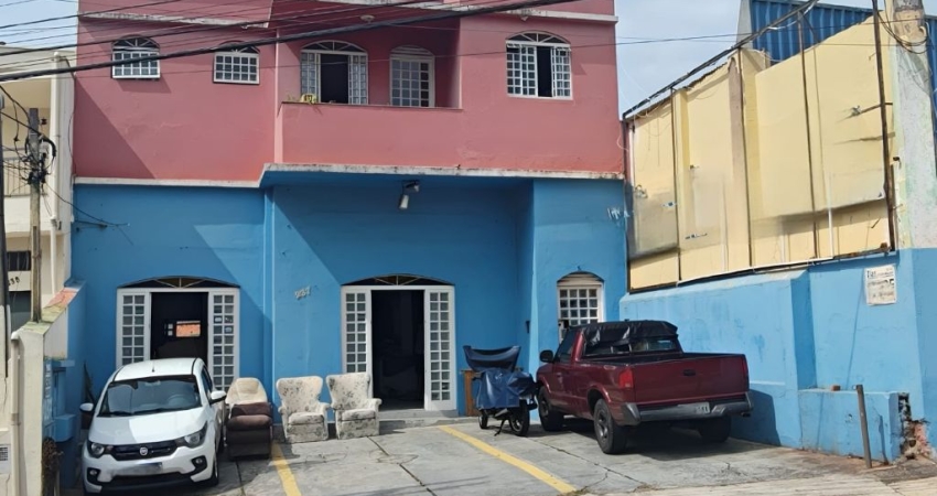 Sobrado Comercial na Av. Imperatriz Leopoldina- Excelente local para renda ou instalar seu Comércio
