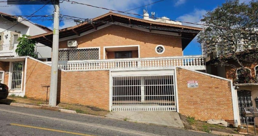 Casa com 3 dormitórios à venda, 289 m² por R$ 1.210.000 - Centro - Vinhedo/SP