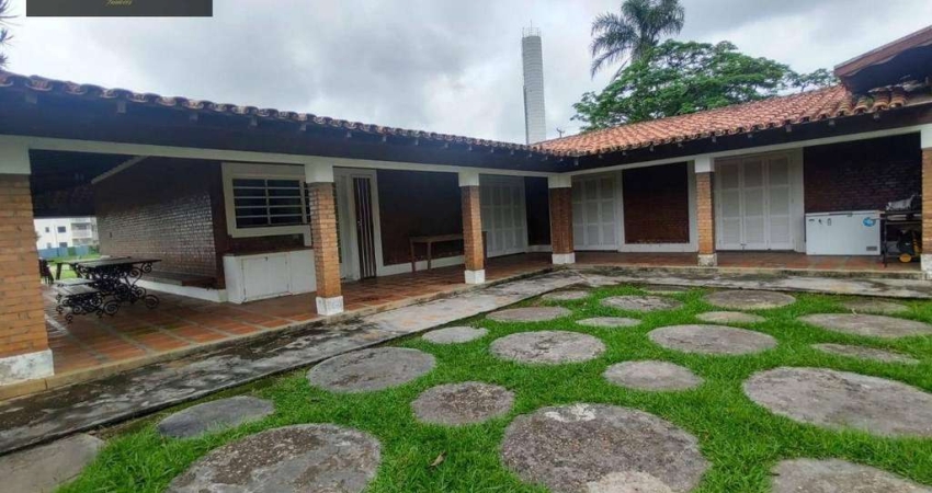 Casa com 3 dormitórios à venda, 300 m² por R$ 11.000.000,00 - Marambaia - Vinhedo/SP