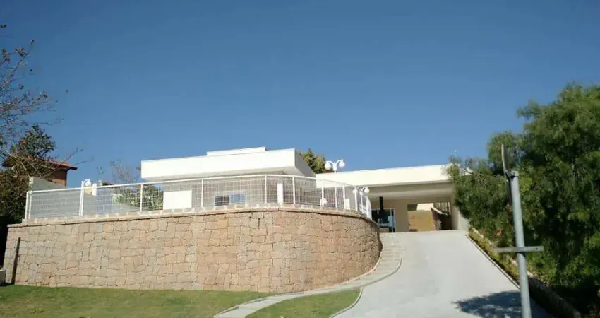 Casa com 3 dormitórios à venda, 250 m² por R$ 1.985.000,00 - Condomínio Vila Hípica II - Vinhedo/SP