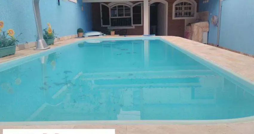 Sobrado com piscina e espaço gourmet-troca imóvel SJC- Centro