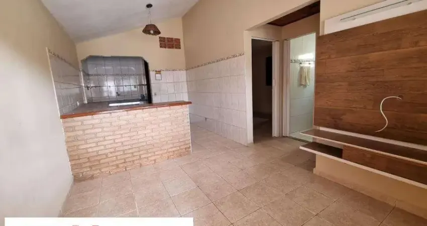 Casa simples - Aceita financiamento bancário - Casa Branca