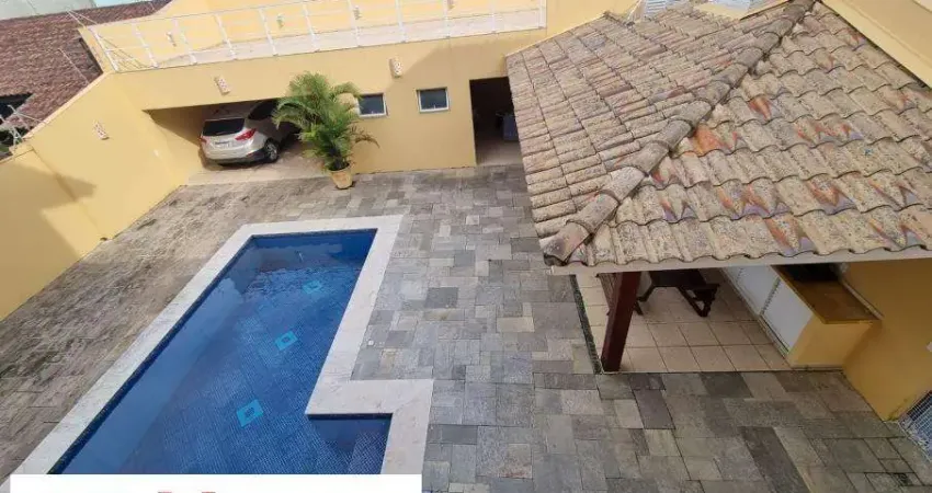 Casa alto padrão-designer moderno com piscina- Jardim Primavera