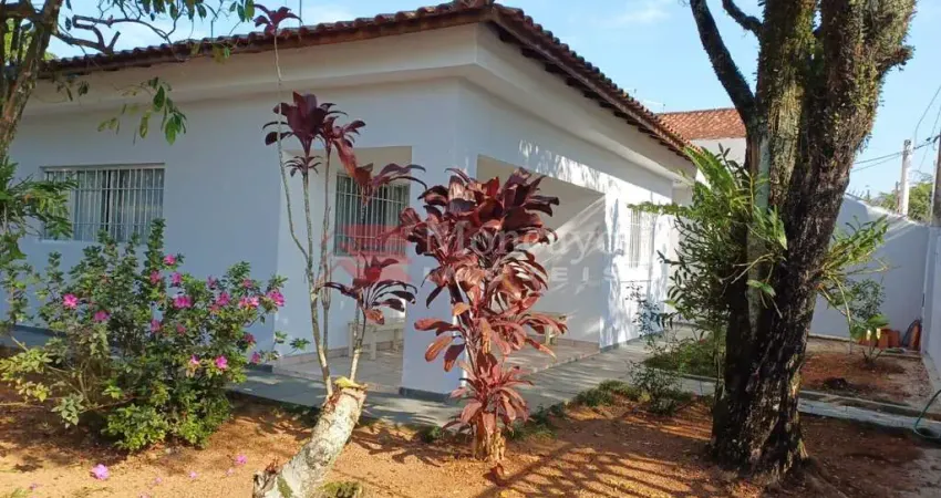 Casa com edícula de esquina para venda no indaiá, caraguatatuba