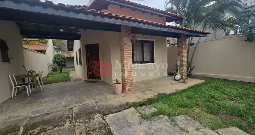 Casa com 3 quartos para alugar definitivo na martim de sá, caraguatatuba - sp.