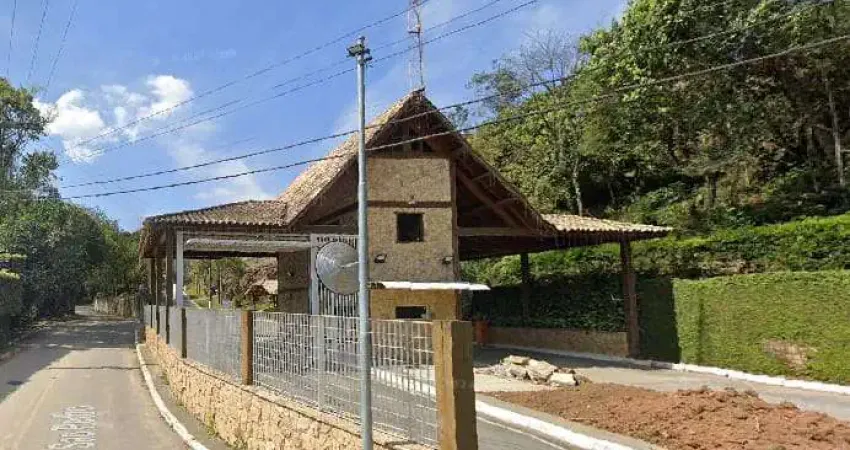 Casa em condomínio de 650m² no bairro serra da cantareira em mairiporã/sp