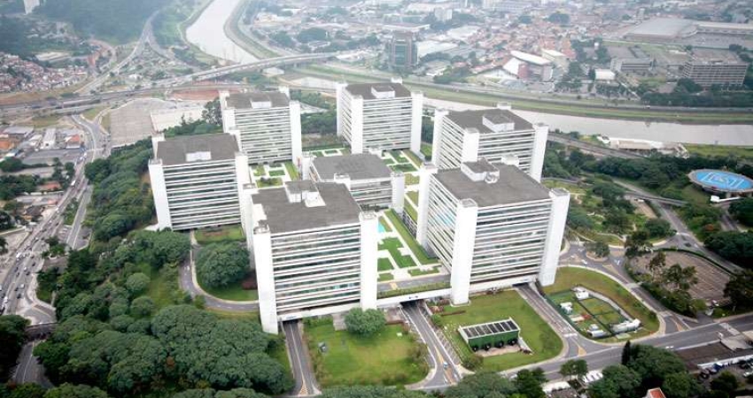 Conjunto comercial de 2.844m² no bairro Jardim São Luís em São Paulo/SP