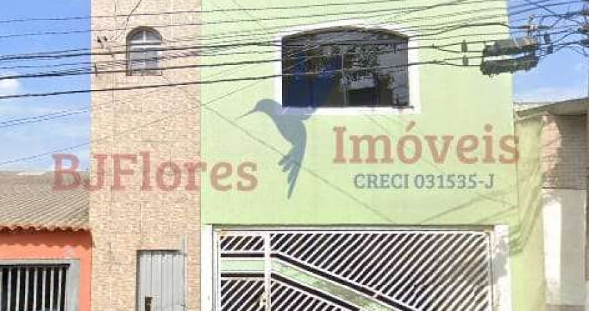 Sobrado de 209m² no bairro Vila Mazzei em Santo André/SP