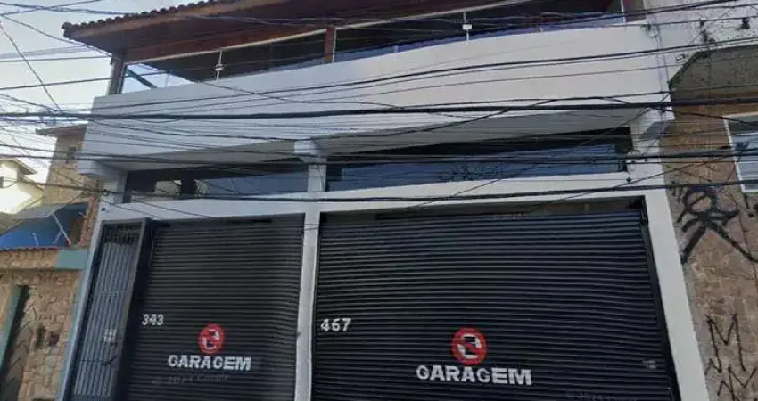 Sobrado de 413m² no bairro Vila Pires em Santo André/SP