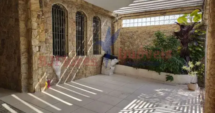 Sobrado de 245m² no bairro Jardim Europa em Santo André/SP