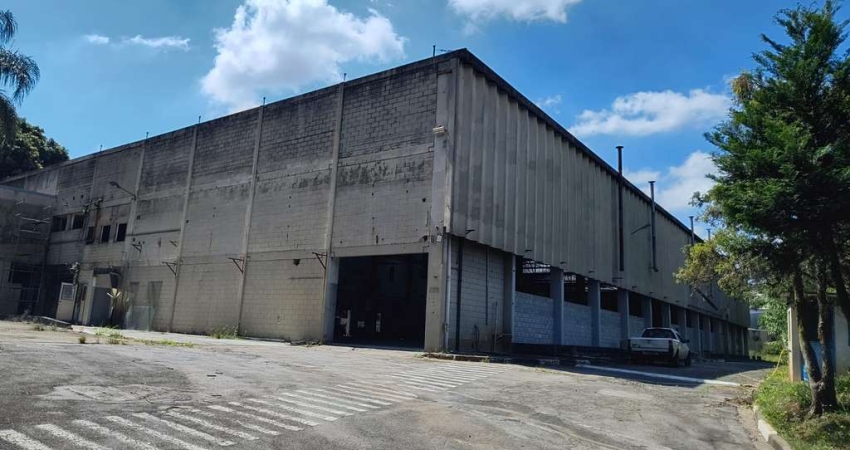 Galpão de 4000m² no bairro Piraporinha em Diadema/SP