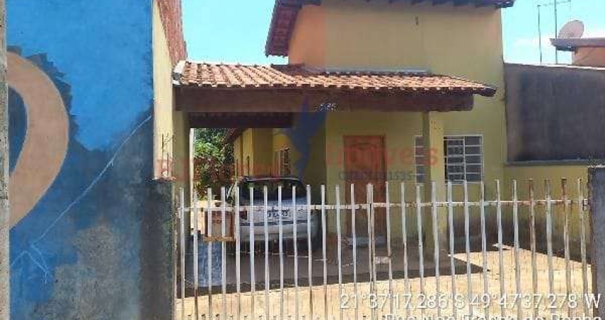 Casa com 2 quartos à venda no Centro, Guaiçara 