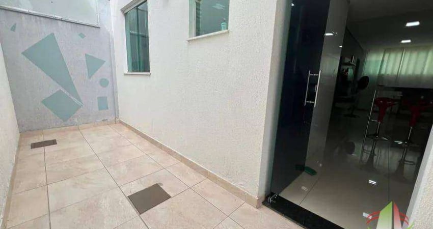 Área privativa com 2 quartos à venda, 60 m² por R$ 320.000 - Copacabana - Belo Horizonte/MG