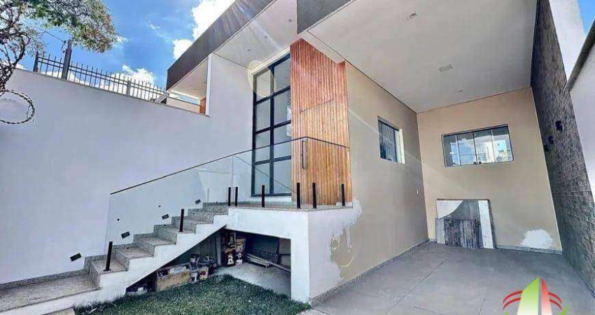 Casa com 3 dormitórios à venda, 180 m² por R$ 750.000 - Minascaixa - Belo Horizonte/MG