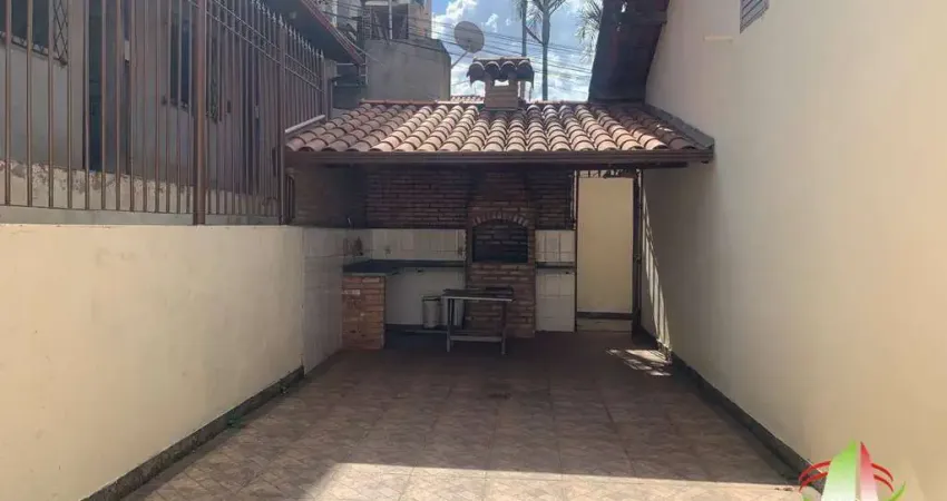 Casa com 3 dormitórios à venda, 425 m² por R$ 1.500.000 - Santa Mônica - Belo Horizonte/MG