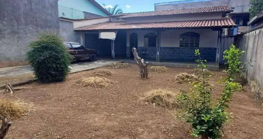 Casa com 3 dormitórios à venda, 360 m² por R$ 680.000,00 - Copacabana - Belo Horizonte/MG