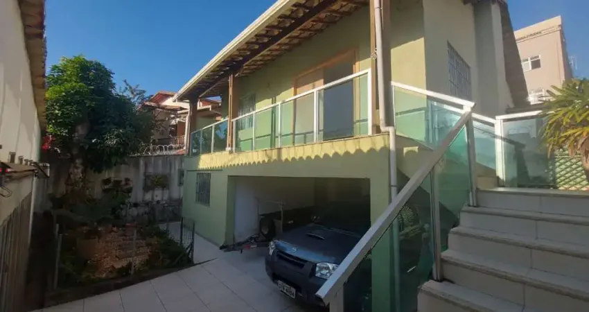 Casa com 4 dormitórios à venda, 360 m² por R$ 950.000,00 - Santa Amélia - Belo Horizonte/MG
