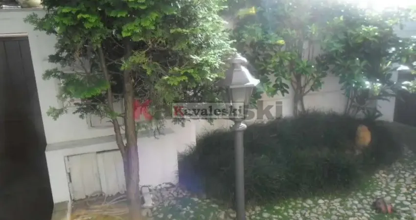 > CASA TÉRREA AO LADO DA RUA VERGUEIRO E METRÔ ALTO DO IPIRANGA !