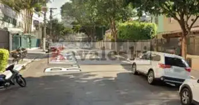 Terreno à venda na Rua Itapiru, --, Saúde, São Paulo