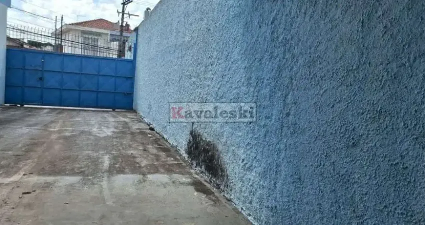 ** Aluga-se Galpão / Depósito / Armazém no bairro Moinho Velho, Zona Sul de São Paulo.