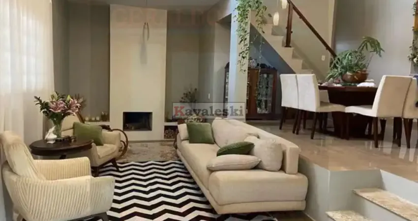 CASA TÉRREA 330M² 3 DORM, 1 STE, 4 GARAGENS BOSQUE SAUDE- QUINTAL / JARDIM