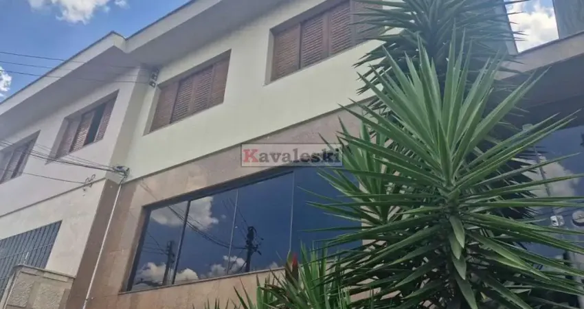 ** Lindo sobrado a venda próximo à Avenida do Cursino.