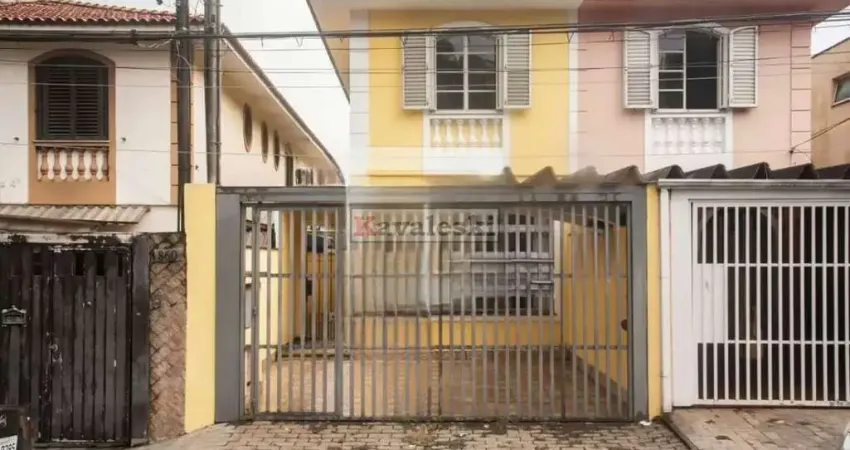 ** Sobrado a venda próximo ao metrô SAÚDE.