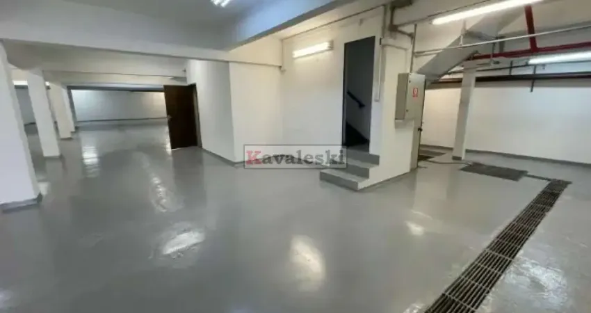 ** Prédio comercial para a locação próximo ao terminal Jabaquara.