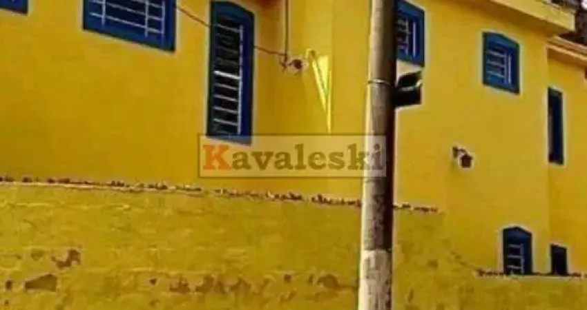 Casa com edícula Aclimação